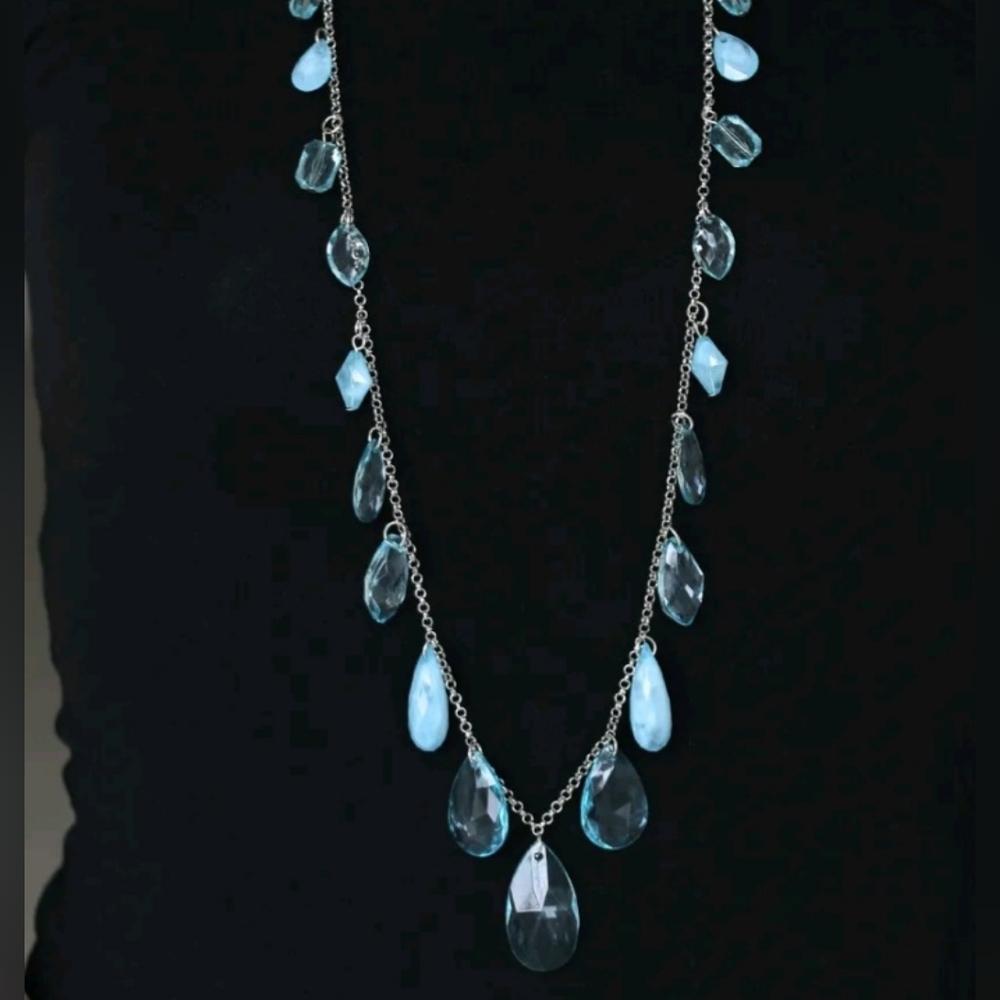 Paparazzi Glow and Steady Wins The Race Blue Necklace